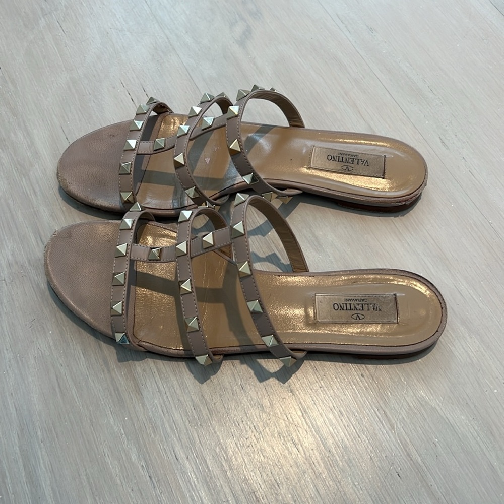 Authentic Valentino rockstud caged sandal - Picture 2 of 7